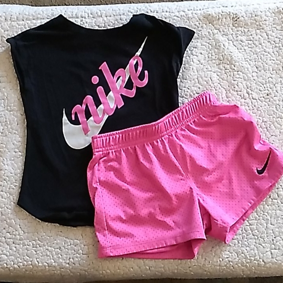Nike Other - Girls nike outfit